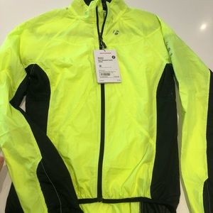 Women’s windshell jacket